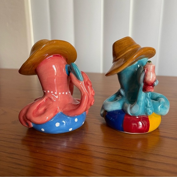 Octopus Salt & Pepper Ceramic Shaker Set - Picture 2 of 9